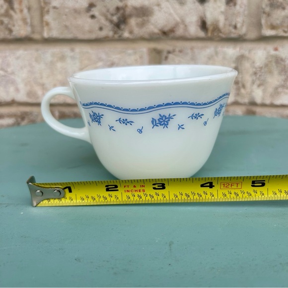 Pyrex Morning Blue White Mugs with Blue Floral Design - Picture 8 of 10